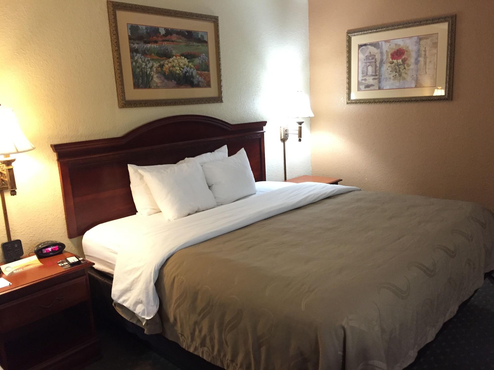 Econo Lodge Inn & Suites Eagle Pass Kültér fotó
