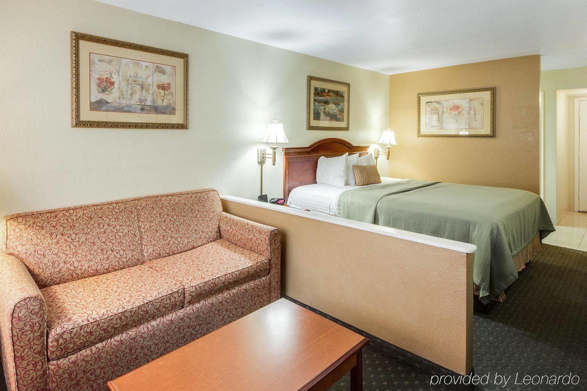 Econo Lodge Inn & Suites Eagle Pass Kültér fotó