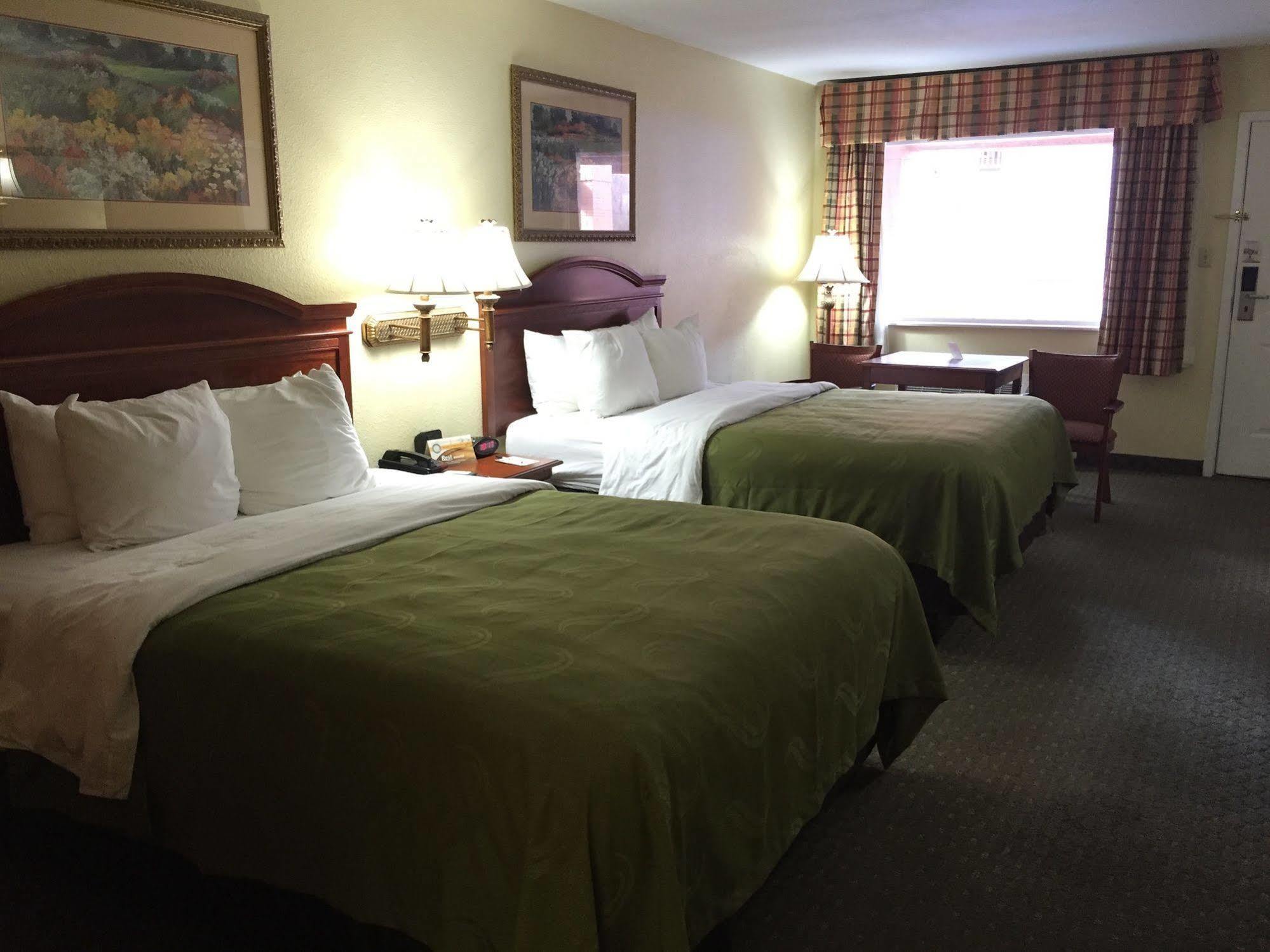 Econo Lodge Inn & Suites Eagle Pass Kültér fotó